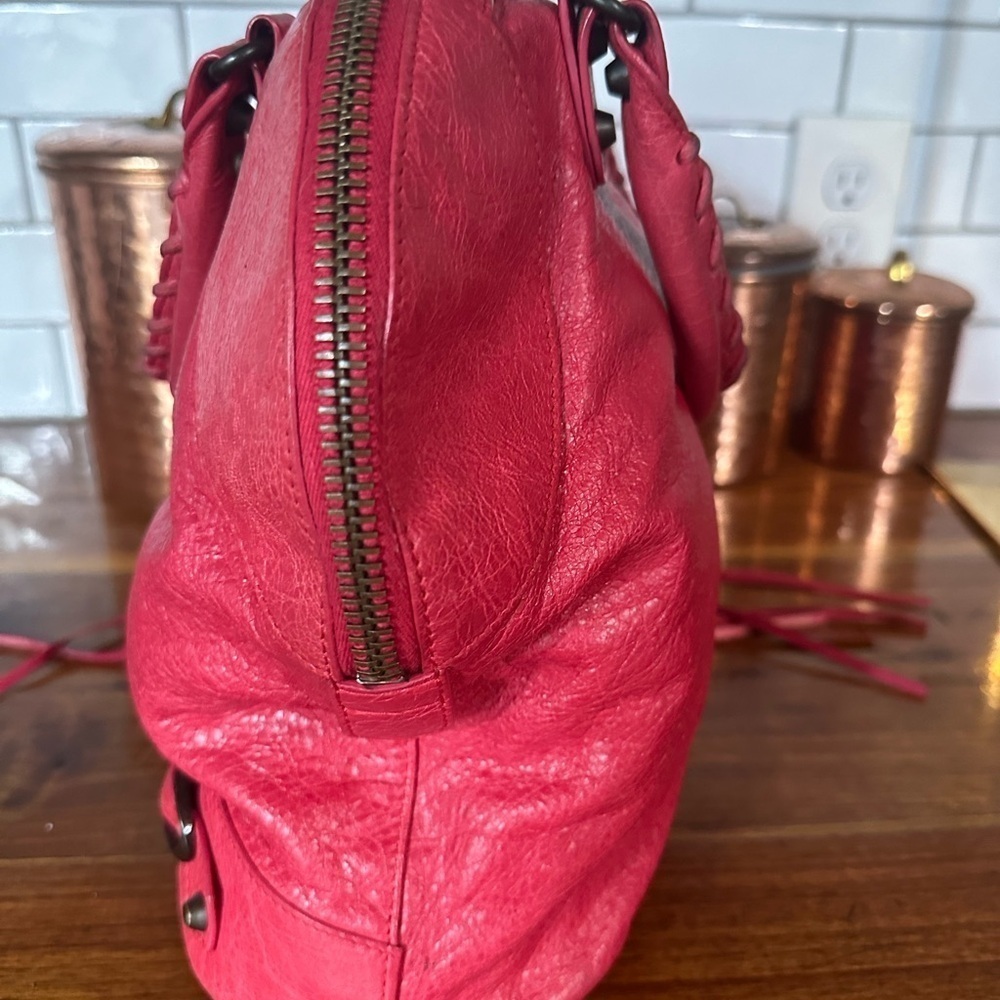 Balenciaga red city bowling bag. Leather. With dust bag and mirror. Large - Picture 10 of 13